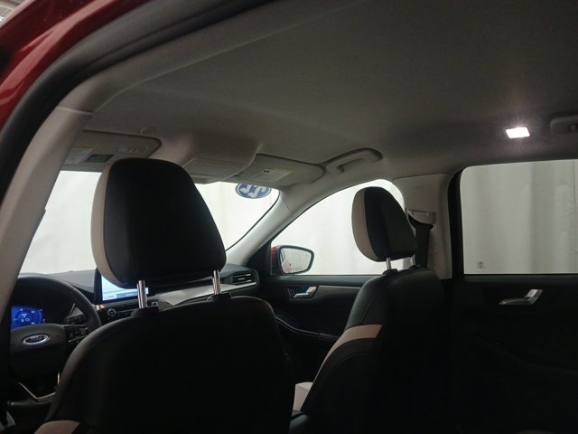 Certified 2022 Ford Escape Titanium w/ Class II Trailer Tow Package image 24