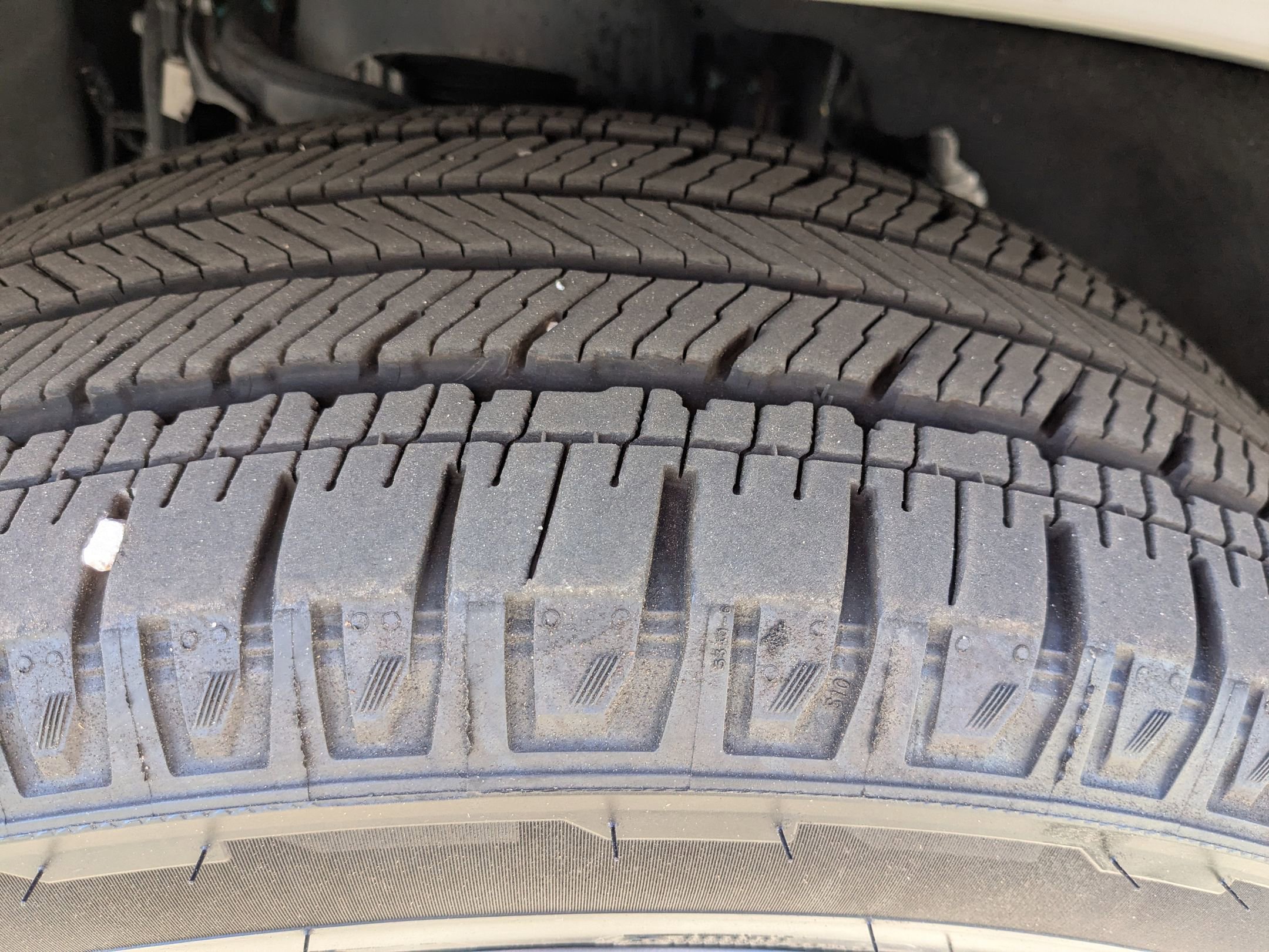 Certified 2025 Ford Expedition Platinum w/ Stealth Performance Package AWD/4WD image 11
