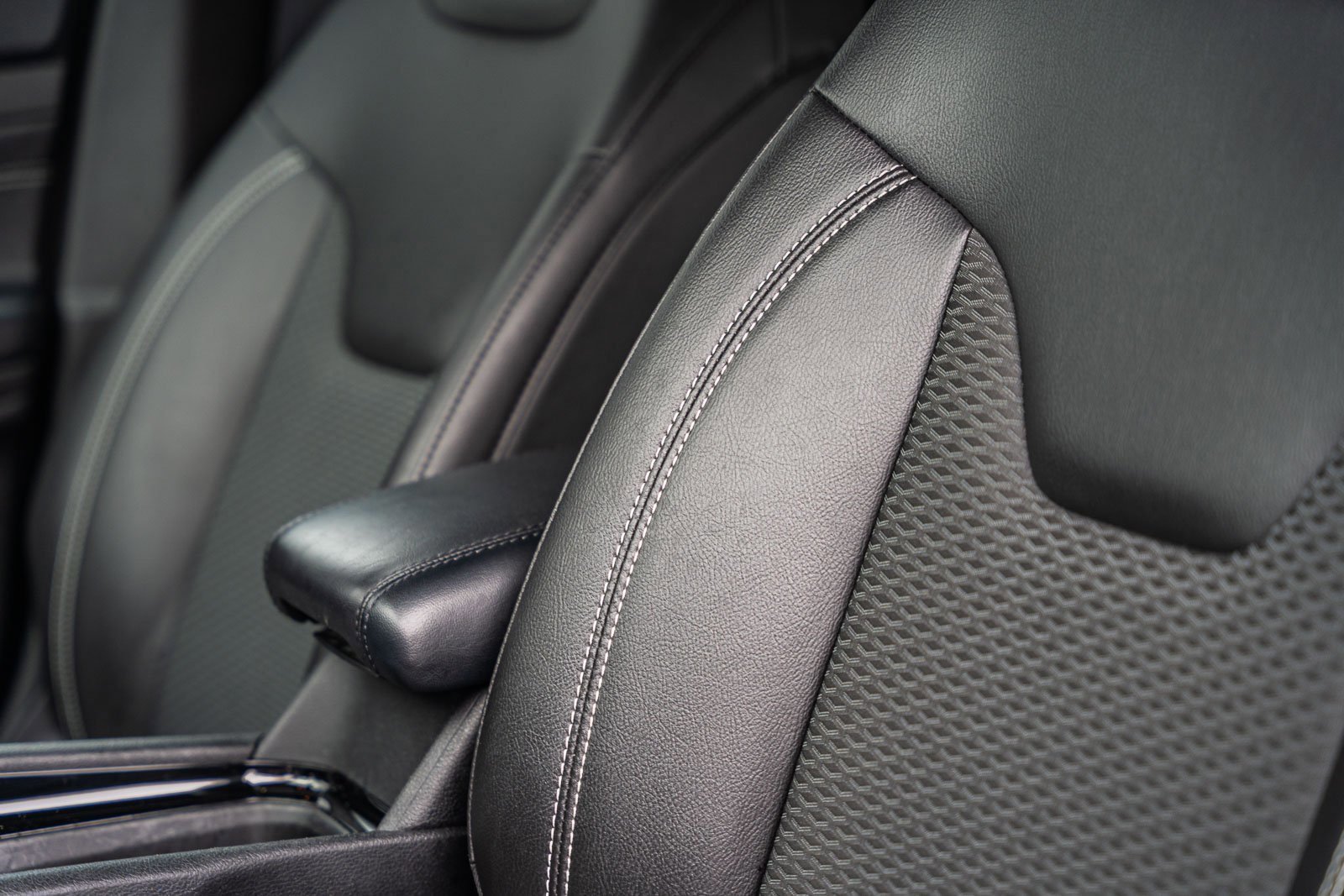 Used 2023 Jeep Compass Altitude image 21