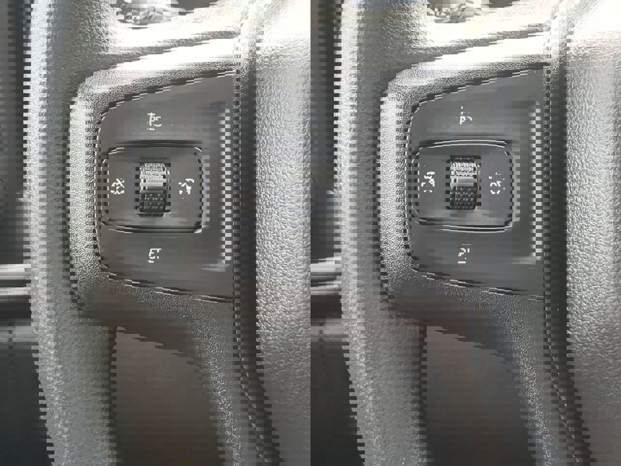 Used 2021 Chevrolet Silverado 1500 Custom Trail Boss w/ LPO, Dark Essentials Package image 22