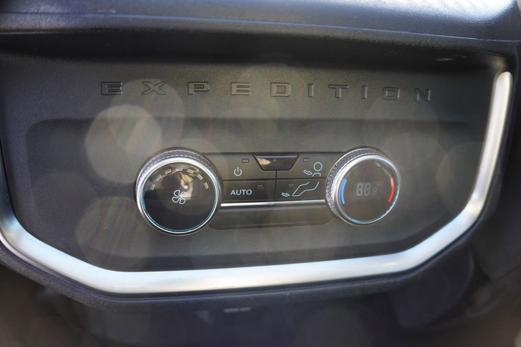 Certified 2025 Ford Expedition Max Active image 22