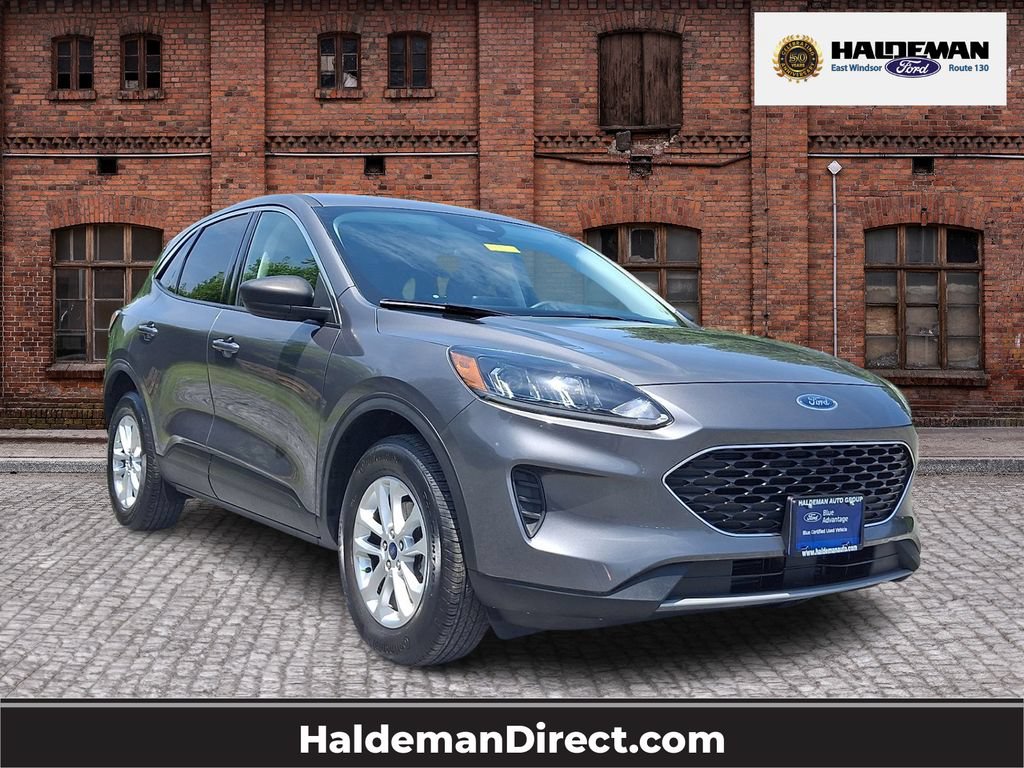 Certified 2022 Ford Escape SE w/ Convenience Package AWD/4WD image 1