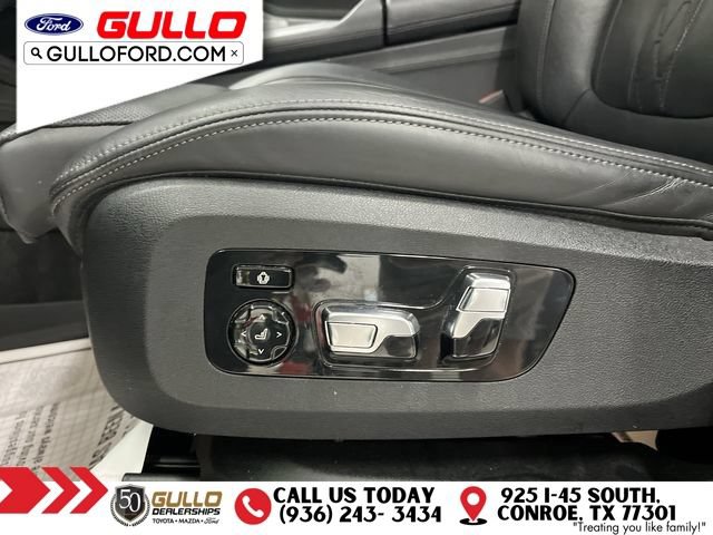Used 2023 BMW X7 xDrive40i w/ Executive Package AWD/4WD image 22