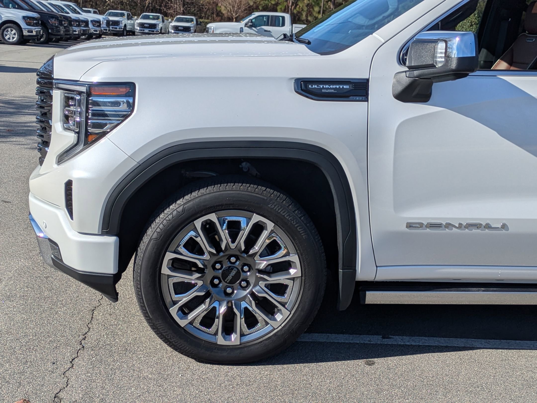 Used 2024 GMC Sierra 1500 Denali Ultimate image 11