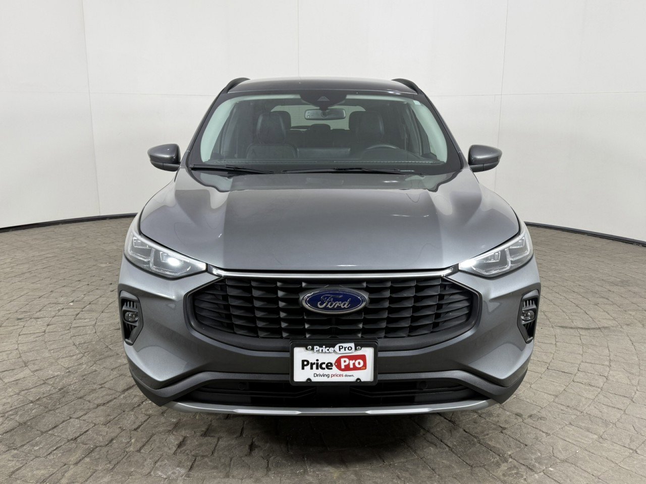 Certified 2025 Ford Escape Platinum image 2