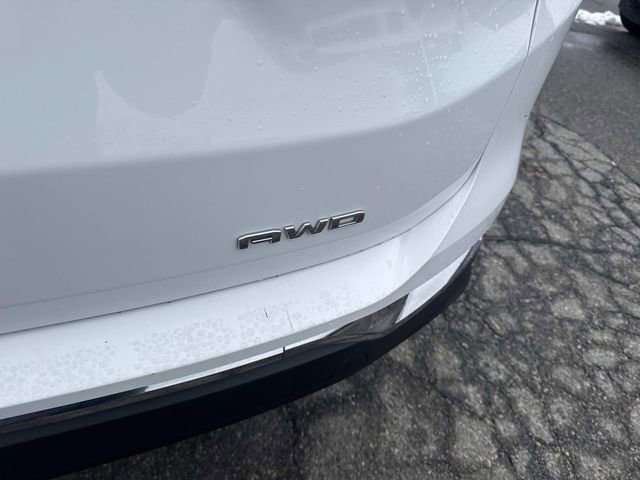 Used 2024 GMC Terrain SLT image 6