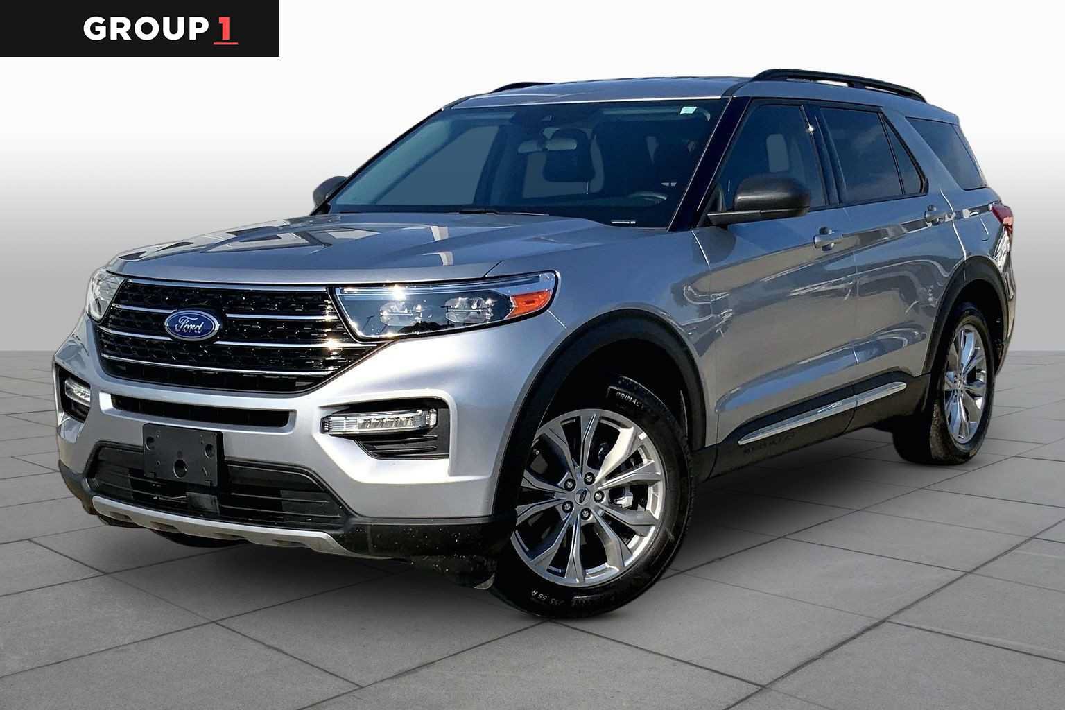 Certified 2023 Ford Explorer XLT w/ Equipment Group 202A