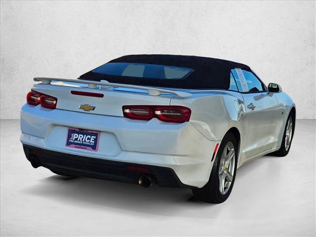 Used 2020 Chevrolet Camaro LT RWD image 5
