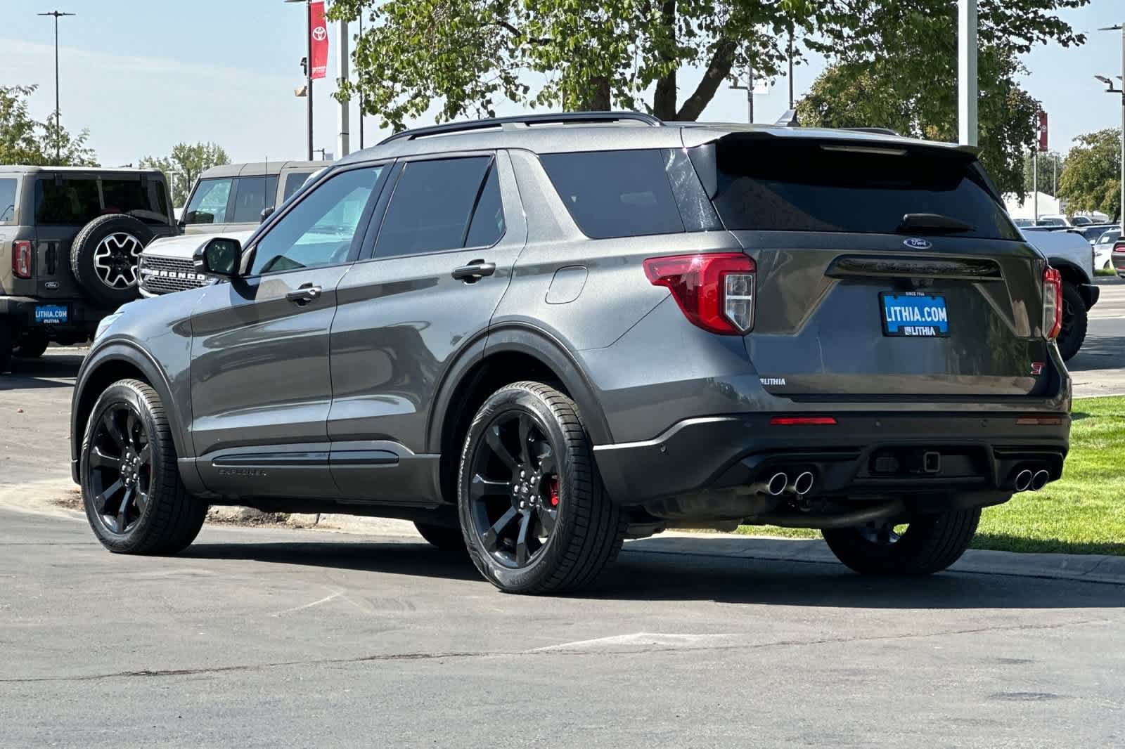 Certified 2020 Ford Explorer ST w/ ST Street Pack AWD/4WD image 6