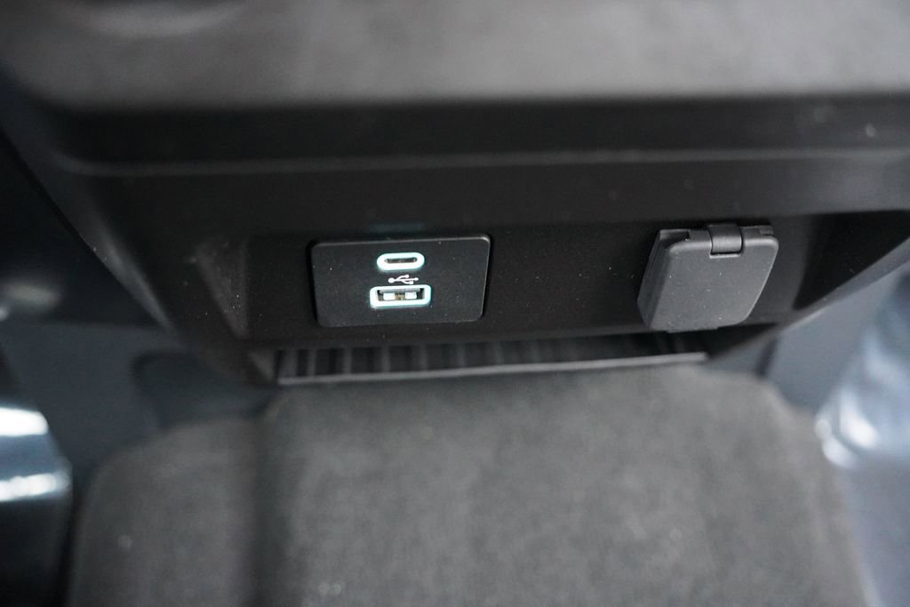 Certified 2022 Ford F350 XLT image 25