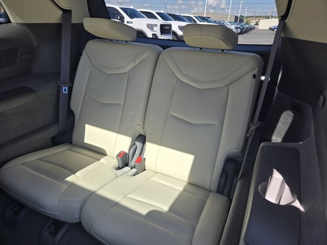 Used 2023 Cadillac XT6 Premium Luxury w/ Technology Package AWD/4WD image 13