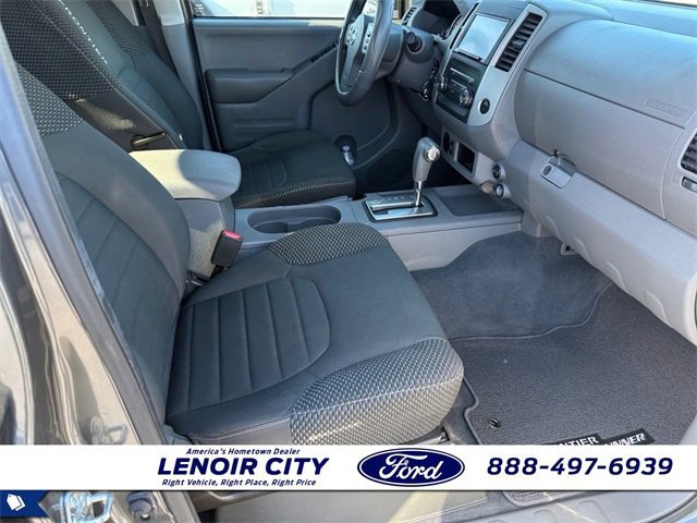Used 2019 Nissan Frontier Desert Runner image 13