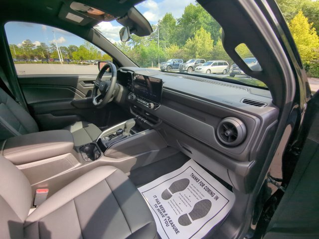 Used 2026 Chevrolet Colorado Trail Boss AWD/4WD image 26