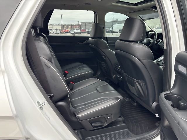 Used 2023 Hyundai Palisade Limited w/ Cargo Package image 10
