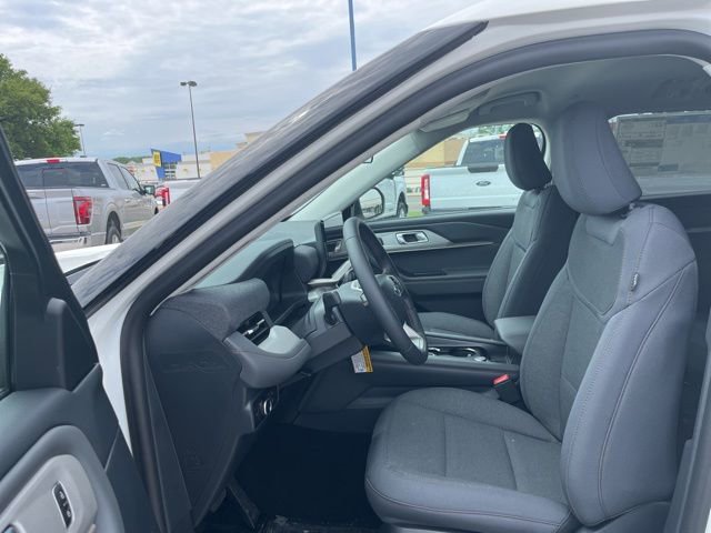 Certified 2025 Ford Explorer Active w/ Active Comfort Package AWD/4WD image 16