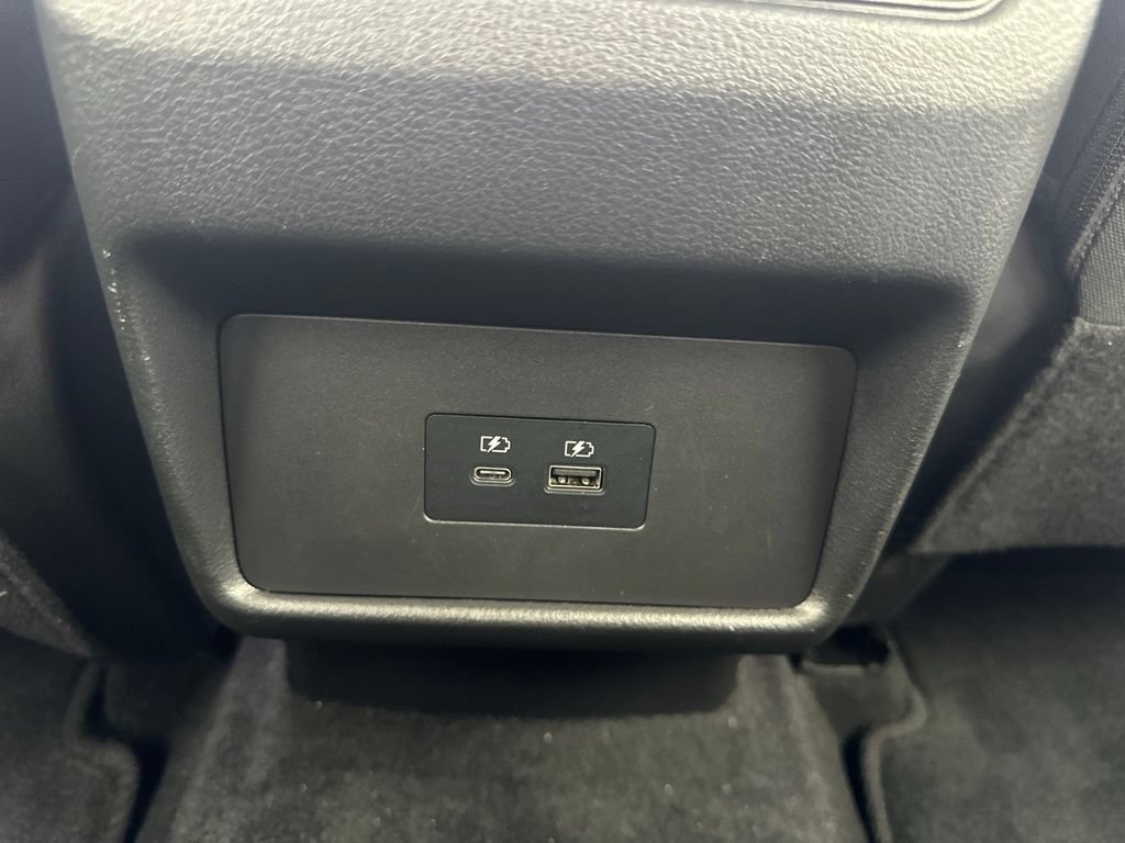 Used 2023 Nissan Rogue SV AWD/4WD image 36