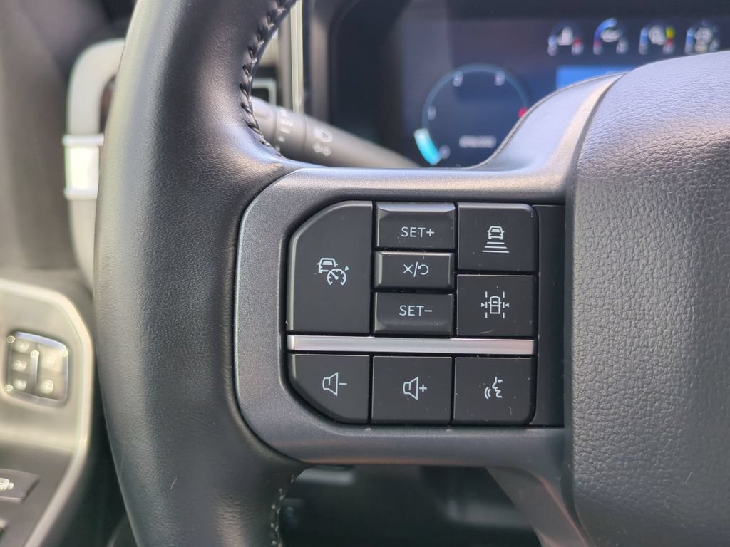 Certified 2024 Ford F250 Lariat w/ Lariat Ultimate Package AWD/4WD image 30