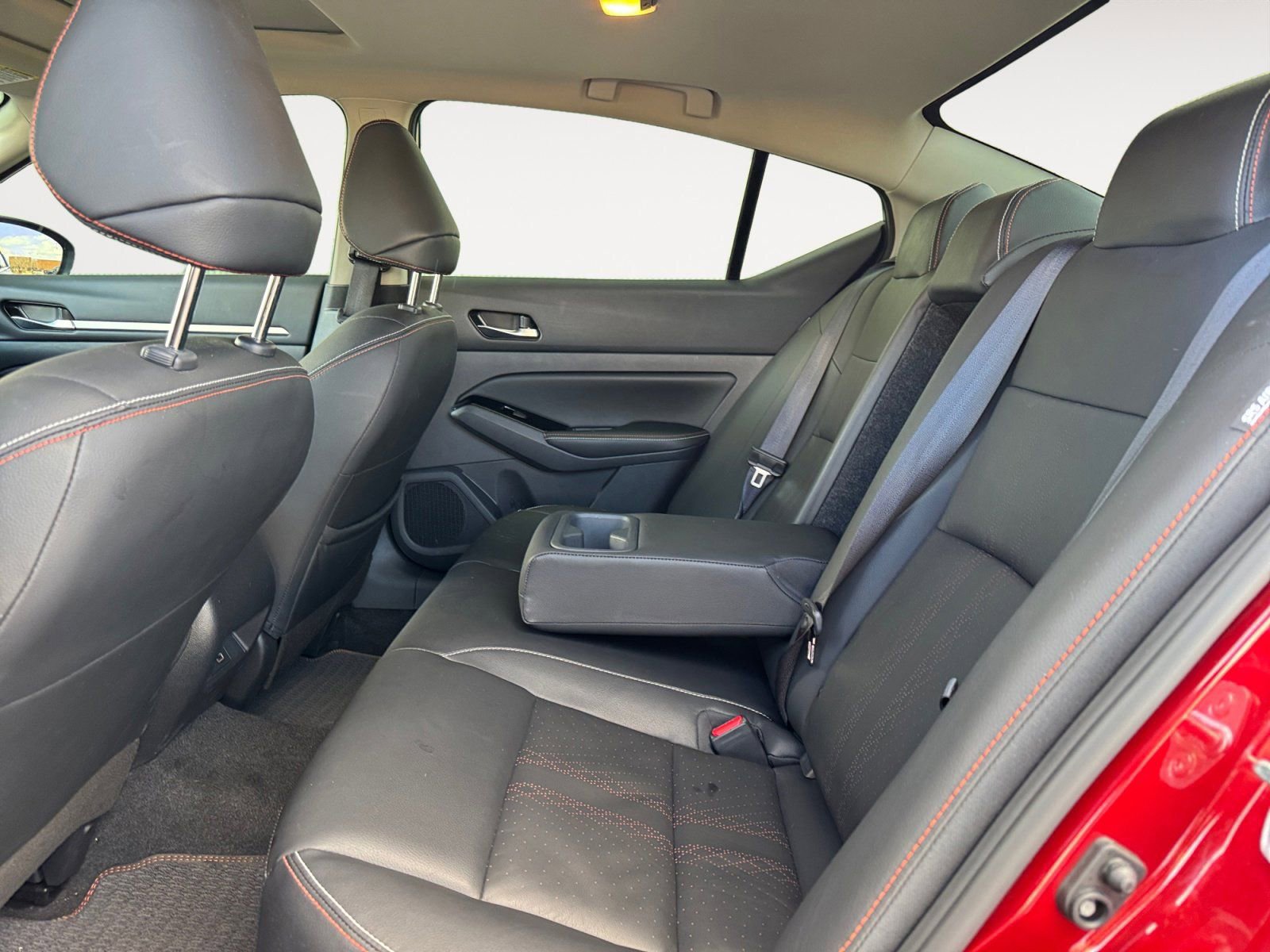 Used 2024 Nissan Altima 2.5 SR w/ SR Premium Package image 13