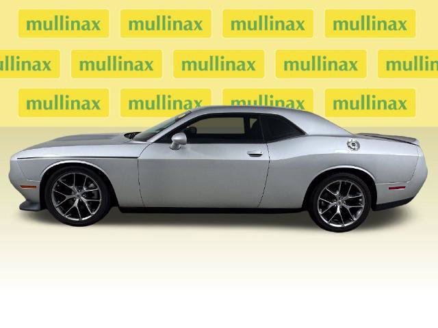 Used 2022 Dodge Challenger GT RWD image 12