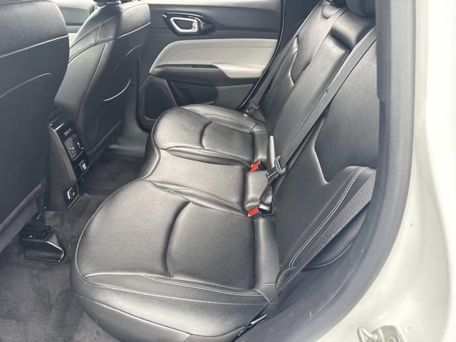 Used 2025 Jeep Compass Limited AWD/4WD image 20