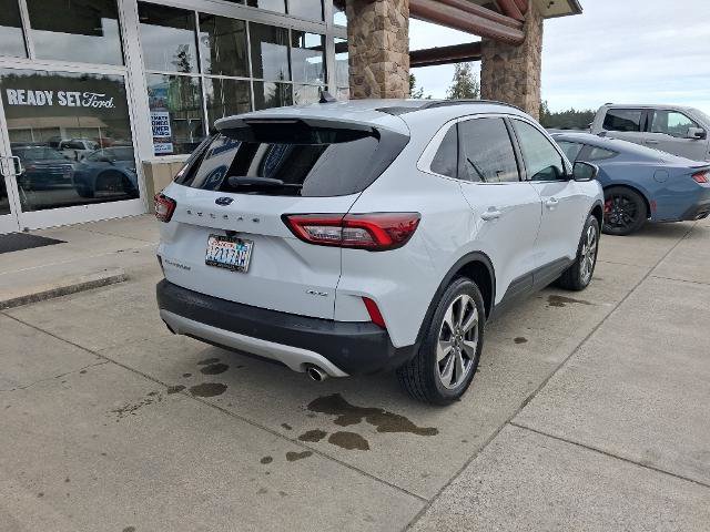 Certified 2025 Ford Escape Platinum AWD/4WD image 7