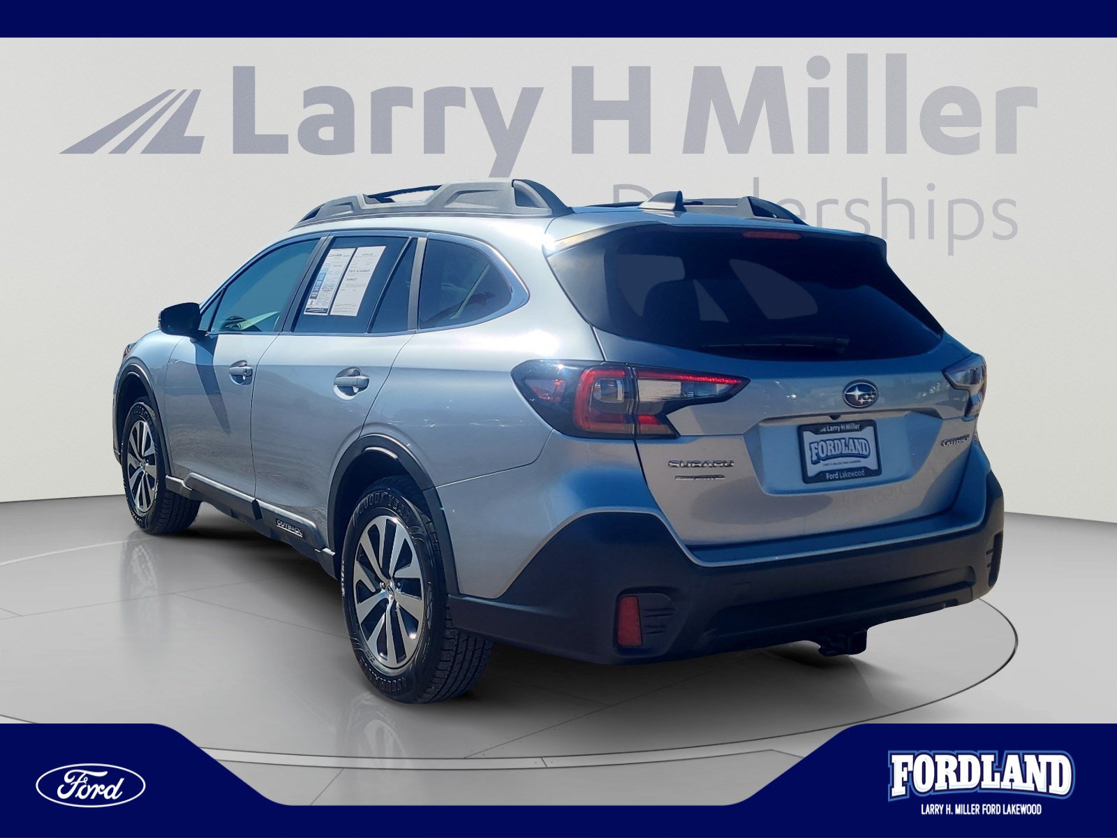 Used 2020 Subaru Outback Premium AWD/4WD image 3
