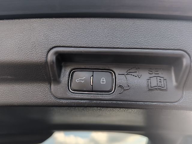 Certified 2022 Ford Explorer ST image 49