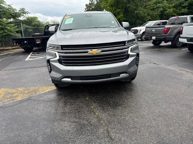 Used 2023 Chevrolet Tahoe LT RWD image 2