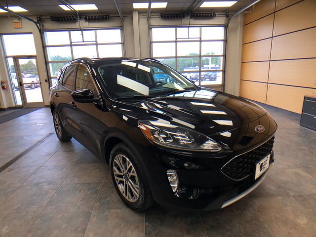 Certified 2022 Ford Escape SEL AWD/4WD image 1
