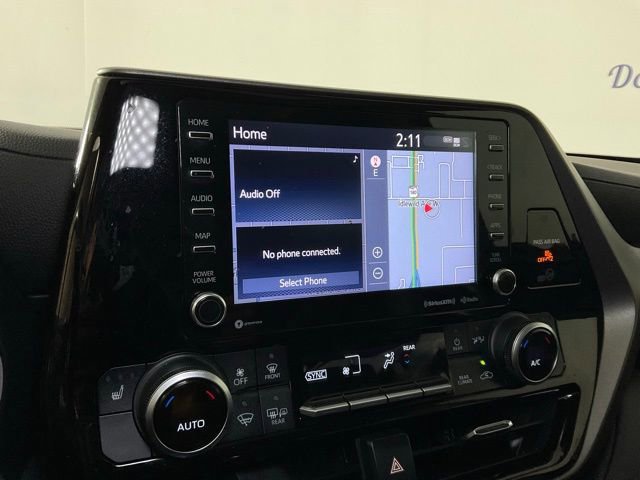 Used 2020 Toyota Highlander XLE image 23