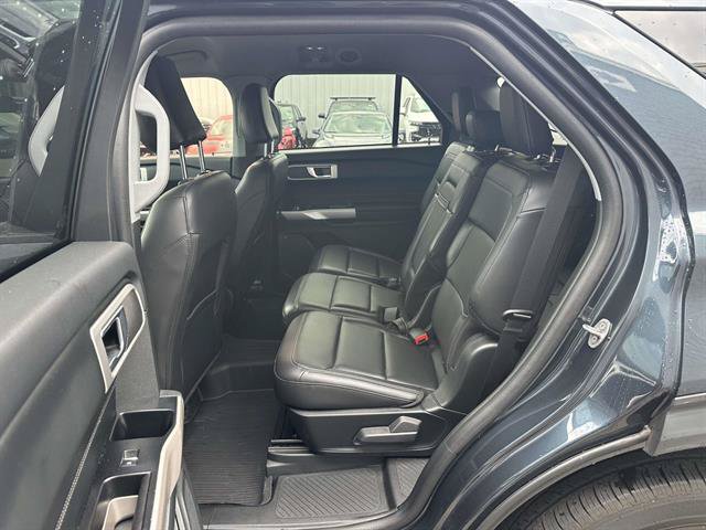 Certified 2023 Ford Explorer XLT w/ Equipment Group 202A AWD/4WD image 10