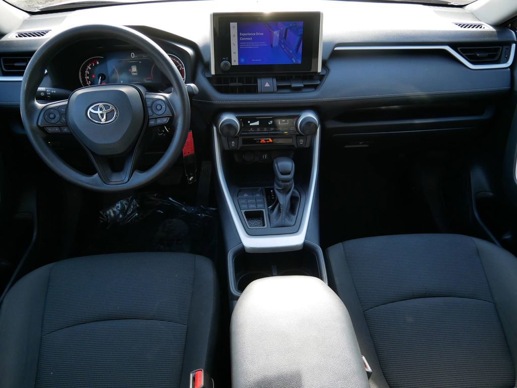 Used 2024 Toyota RAV4 LE image 13