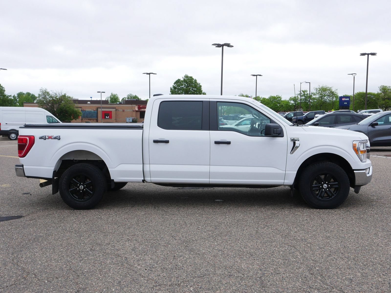 Certified 2022 Ford F150 XLT w/ Trailer Tow Package AWD/4WD image 9
