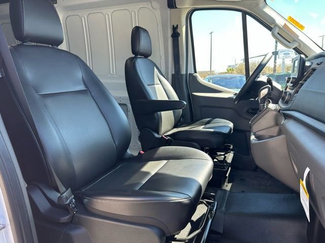 Certified 2025 Ford Transit 250 148 Medium Roof image 11