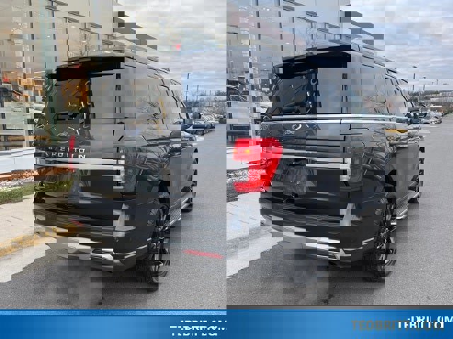 Certified 2022 Ford Expedition XLT image 5