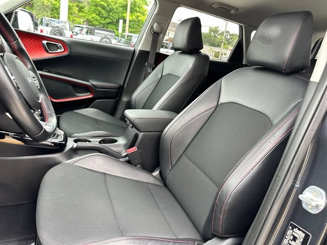 Used 2023 Kia Soul GT-Line FWD image 32