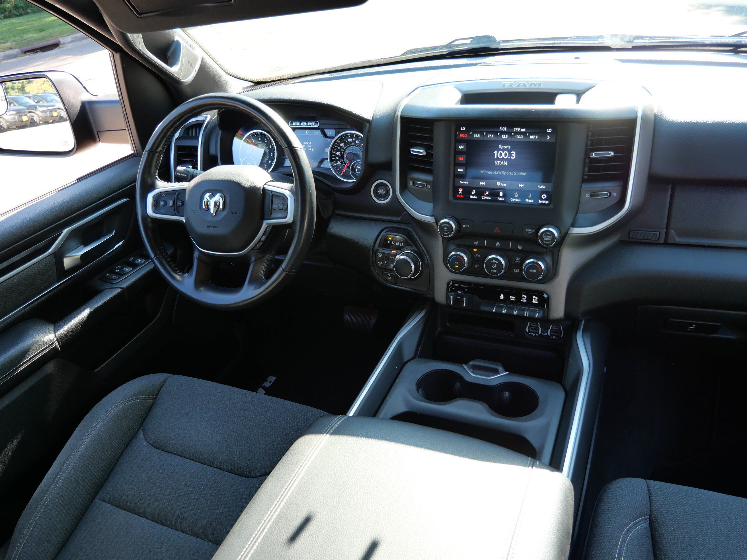 Used 2020 RAM 1500 Big Horn AWD/4WD image 9
