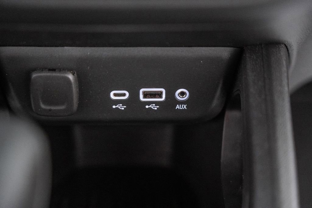 Used 2023 Chevrolet TrailBlazer LT w/ Convenience Package image 25