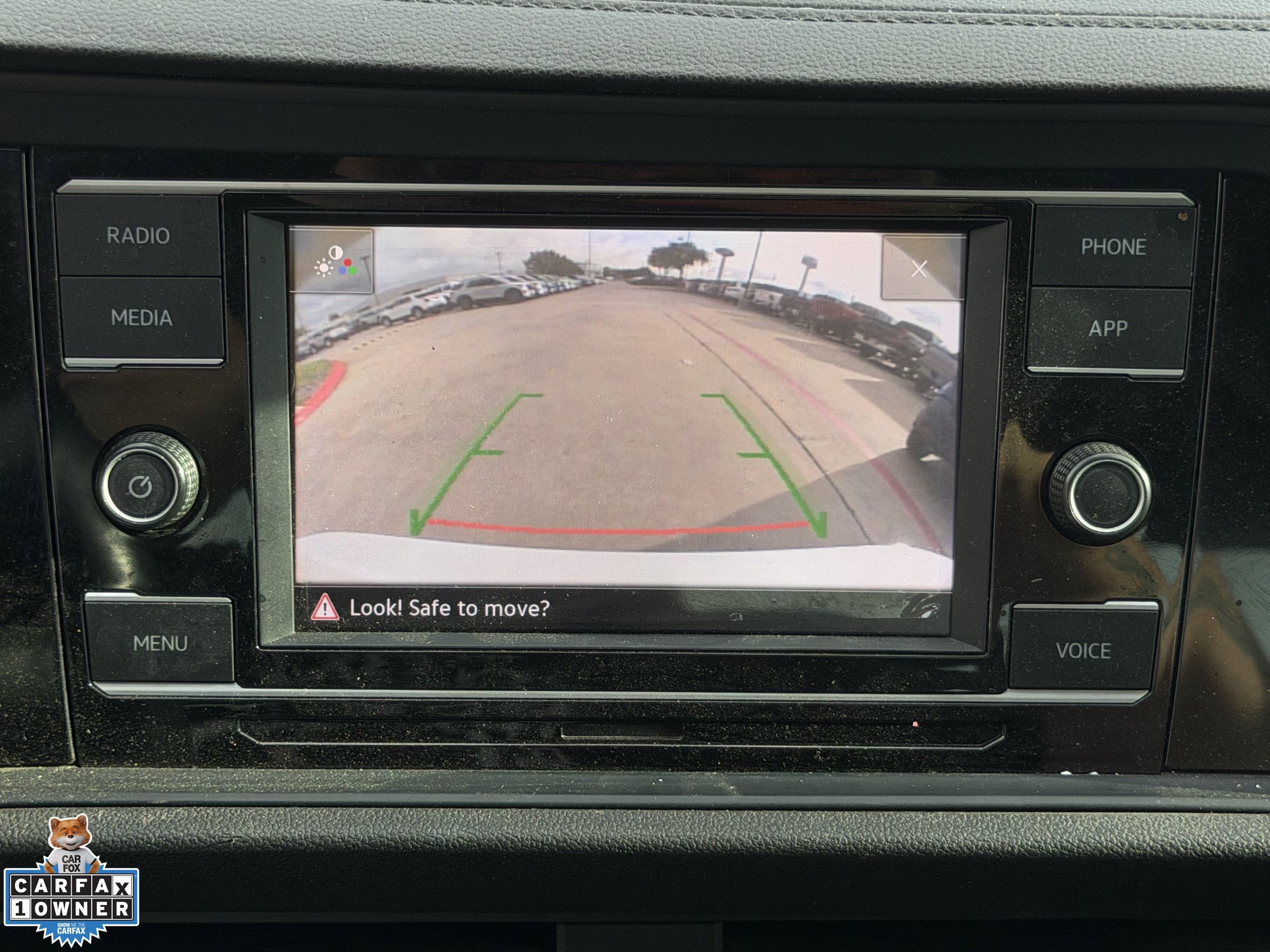 Used 2023 Volkswagen Jetta SE FWD image 18