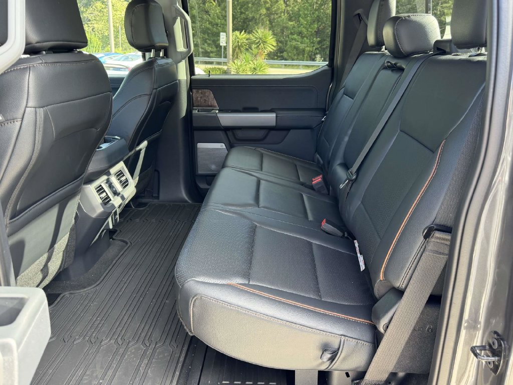 Certified 2026 Ford F350 Lariat w/ Black Appearance Package AWD/4WD image 19