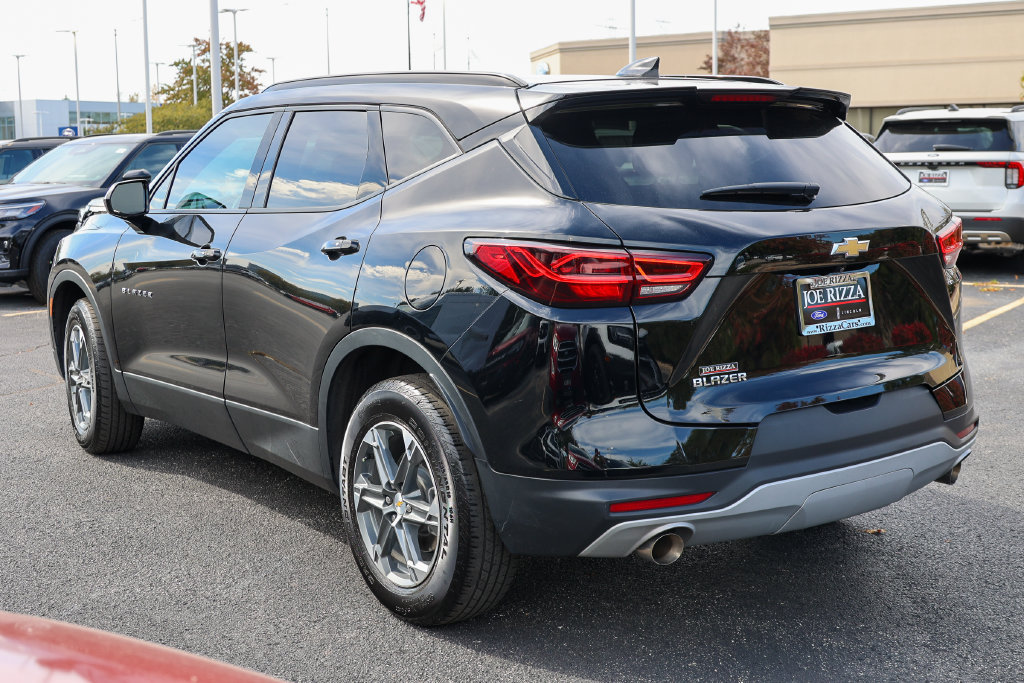 Used 2024 Chevrolet Blazer LT w/ Convenience Package FWD image 22