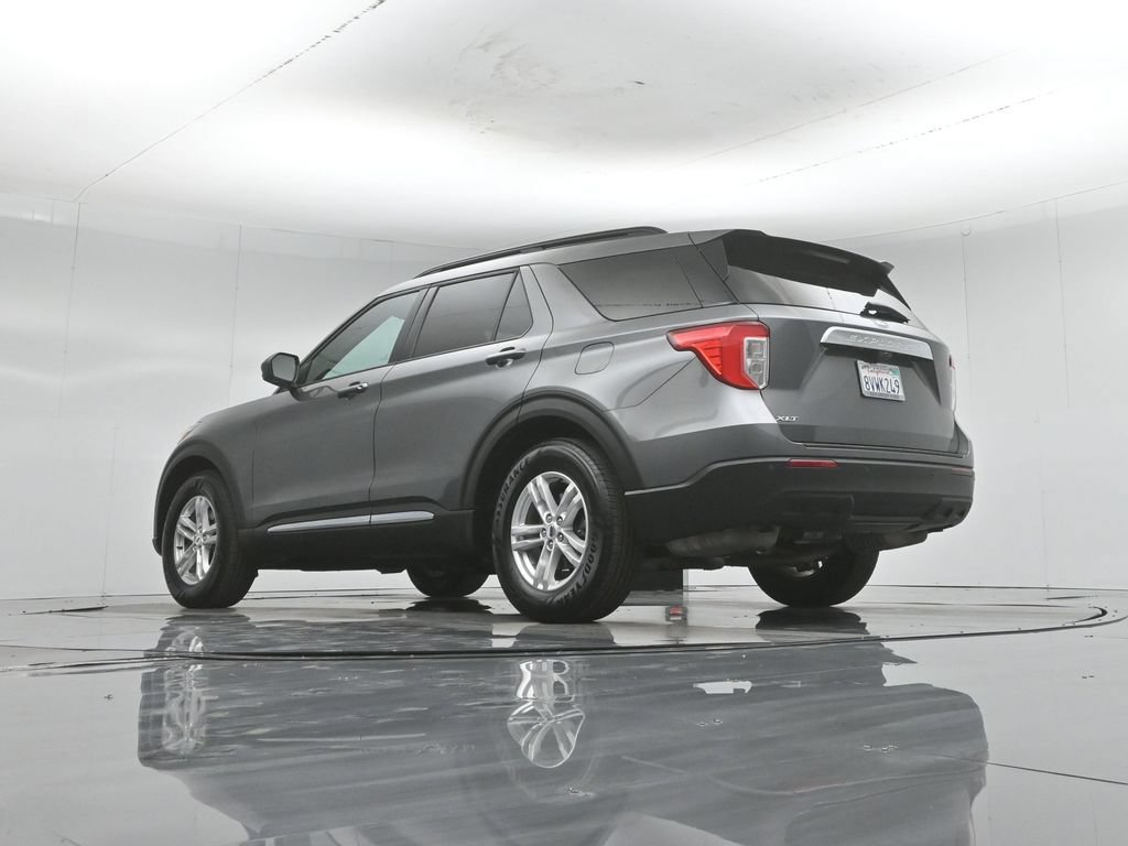 Certified 2021 Ford Explorer XLT RWD image 56