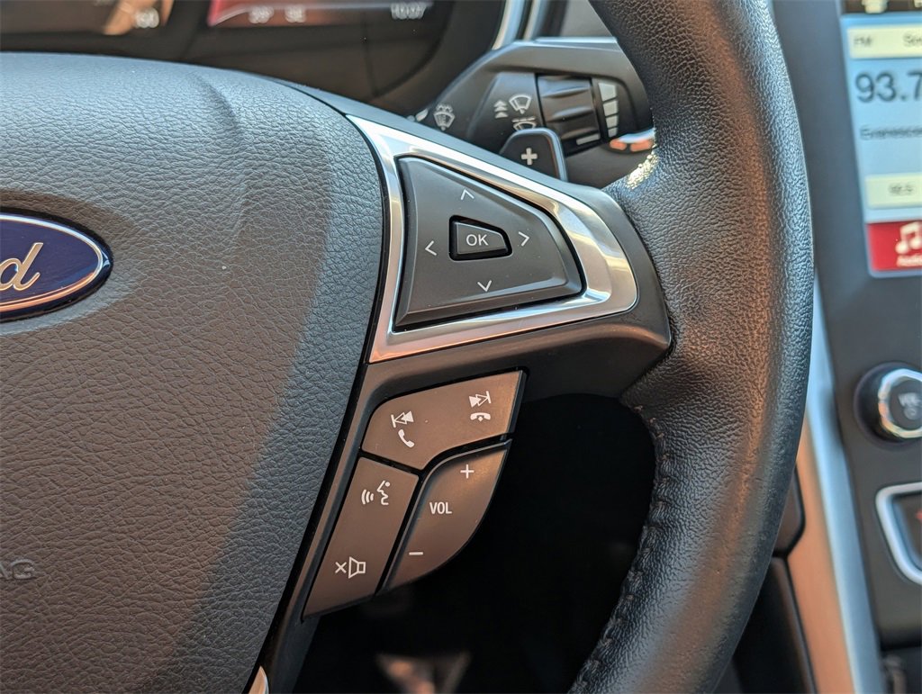 Certified 2017 Ford Fusion SE w/ Equipment Group 202A image 18