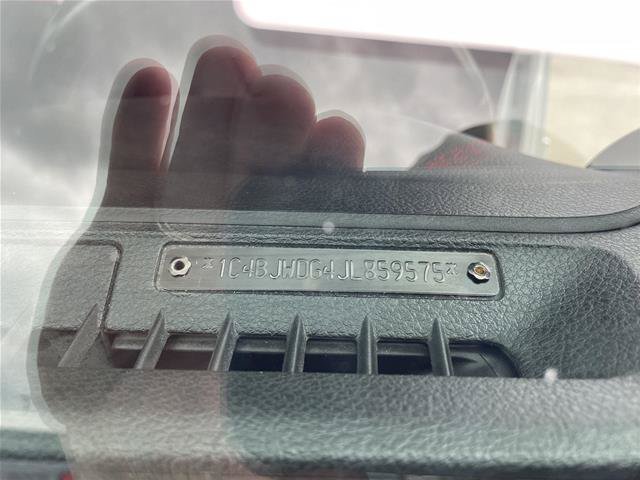 Used 2018 Jeep Wrangler Unlimited Sport S AWD/4WD image 28