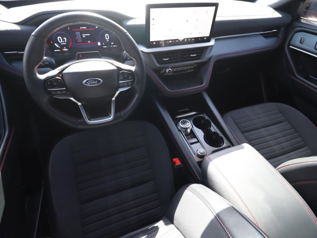 Certified 2025 Ford Explorer ST-Line RWD image 6