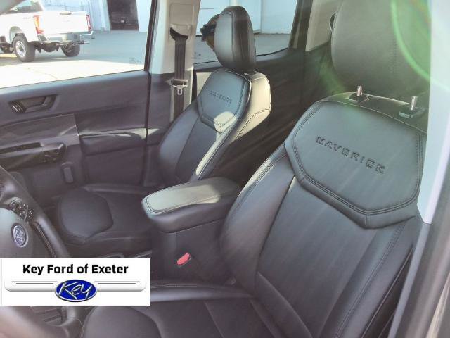 Certified 2025 Ford Maverick Lariat w/ Black Appearance Package AWD/4WD image 24