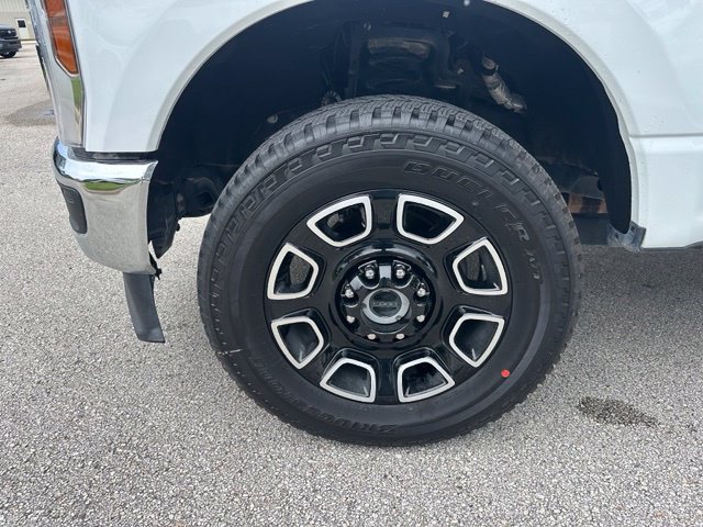 Certified 2025 Ford F250 XLT w/ FX4 Off-Road Package AWD/4WD image 28