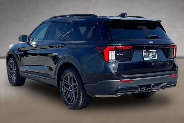 Certified 2025 Ford Explorer ST-Line w/ ST-Line Street Pack AWD/4WD image 9