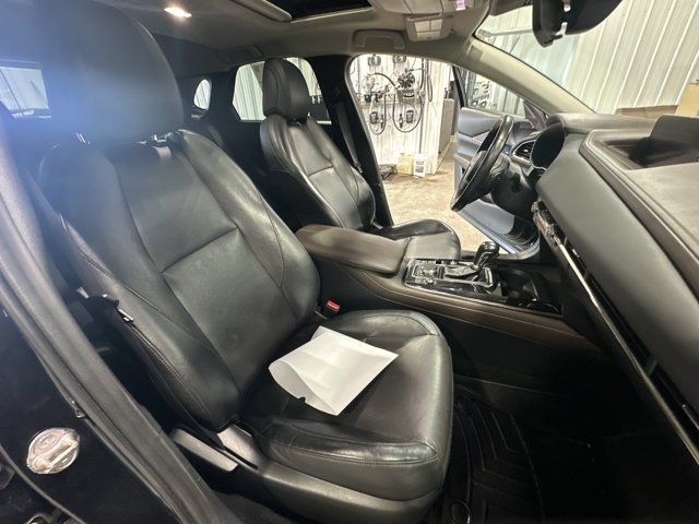 Used 2020 MAZDA CX-30 AWD w/ Premium Package image 32