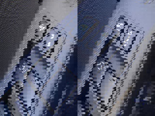 Used 2024 Nissan Frontier SV w/ Technology Package image 15